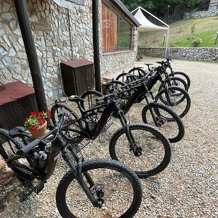 Gospodarstwo agroturystyczne La Del Poeta